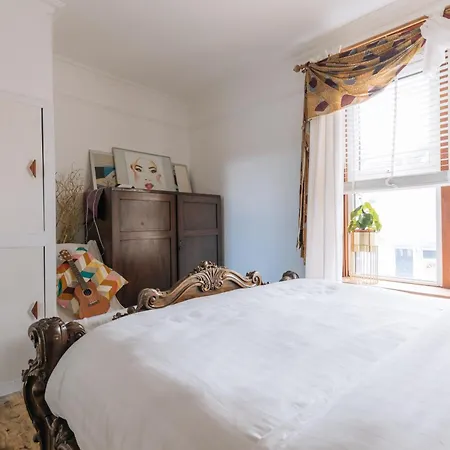Vibrant & Eclectic 3 Bedroom Flat - Bedminster Bristol! * Bristol